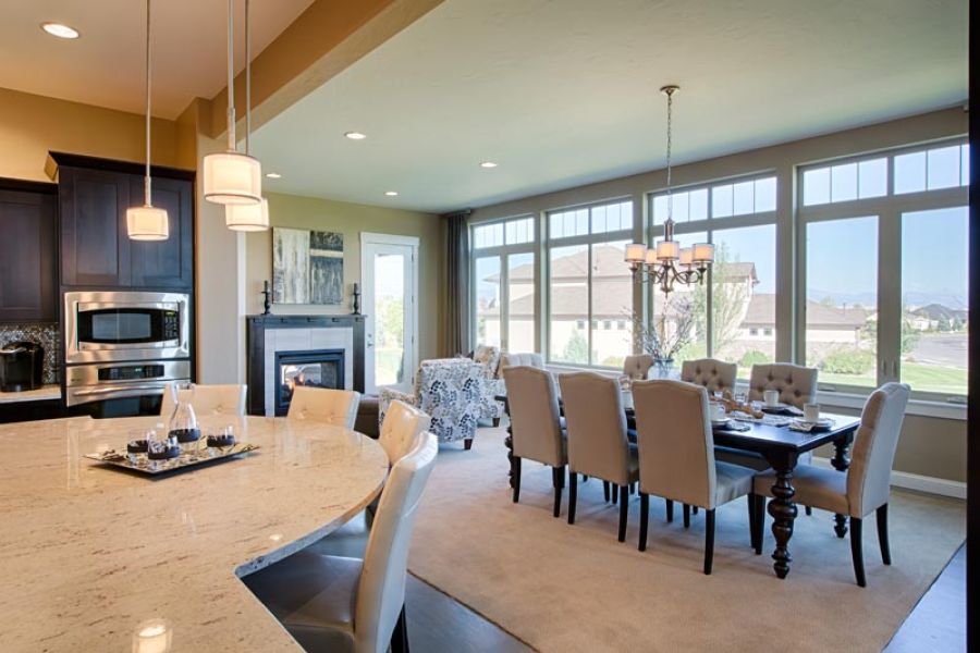 Dining Area & Family Room