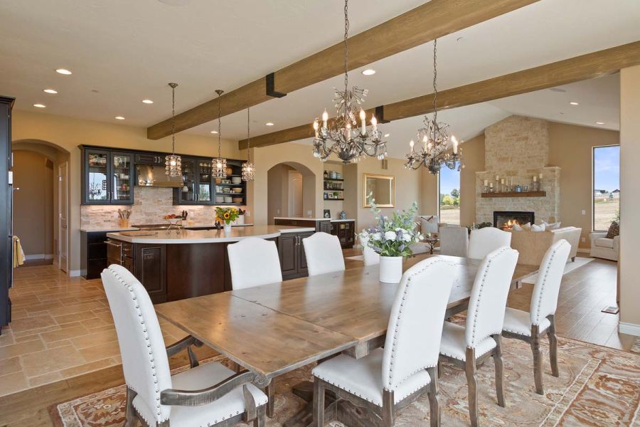 Dining Room & Kitchen